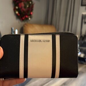 Michael Kors Black and White Womens Wallet